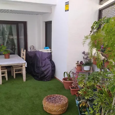 En Cerca Del Mar - Con Piscina, Gimnasio Y Garaje Salobreña